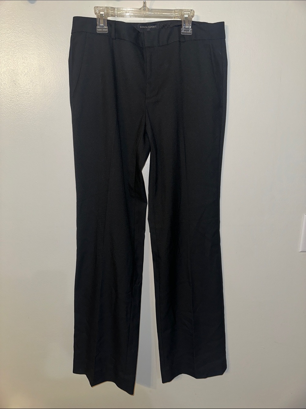 Banana Republic Women’s Logan Black Dress Pants - Straight Leg